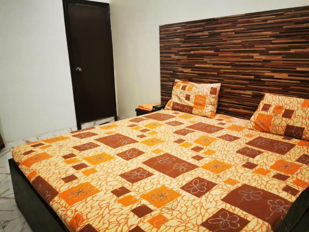 Gulshan Guest House Карачи Экстерьер фото