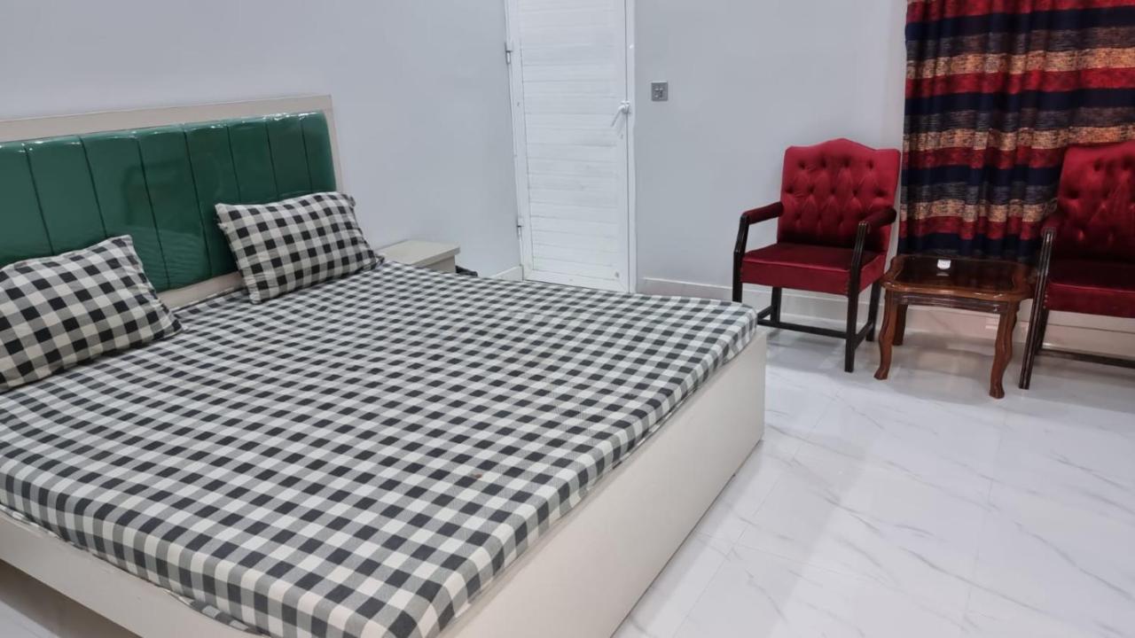 Gulshan Guest House Карачи Экстерьер фото