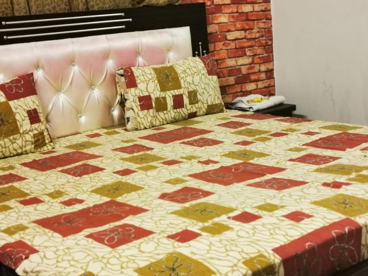 Gulshan Guest House Карачи Экстерьер фото