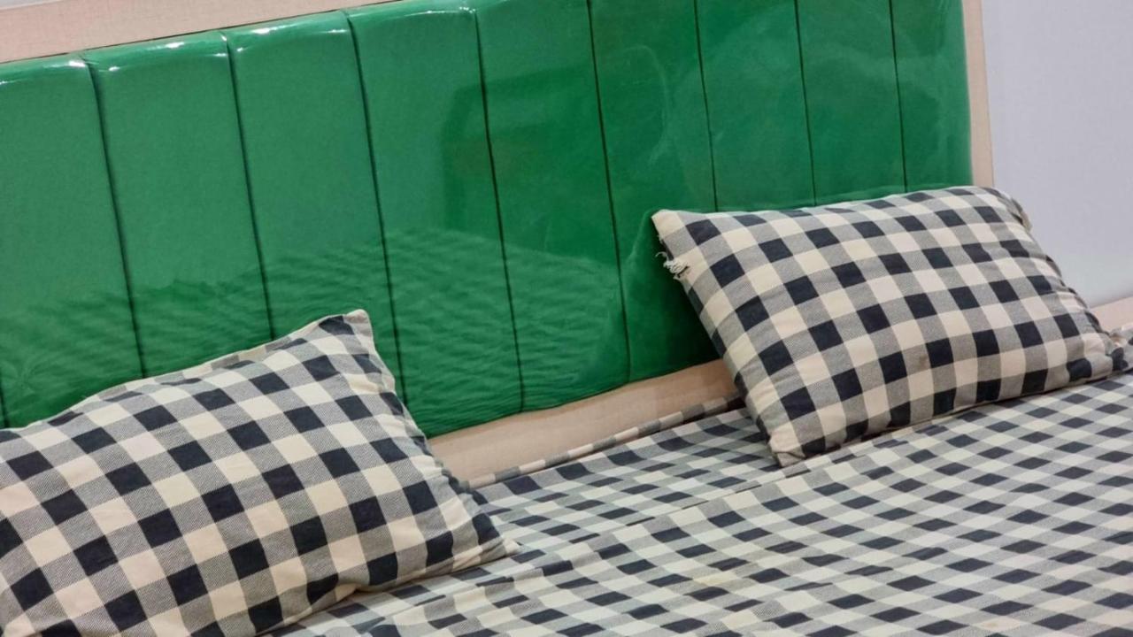 Gulshan Guest House Карачи Экстерьер фото